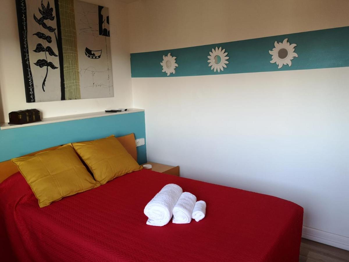 Habitacion Individual Apartment บาเลนเซีย ภายนอก รูปภาพ